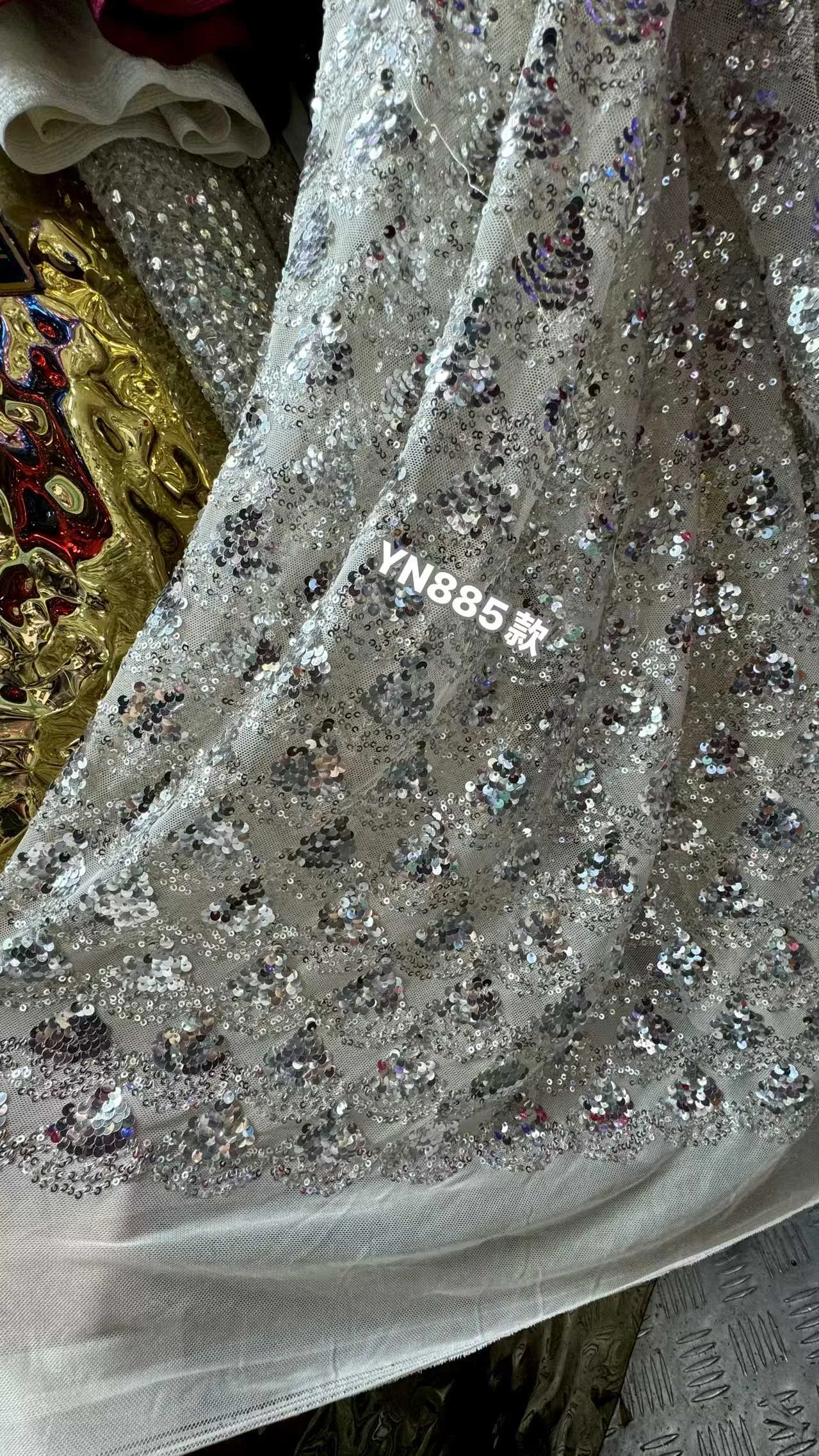 YN895 Sequin Embroidered Fabric — image 6