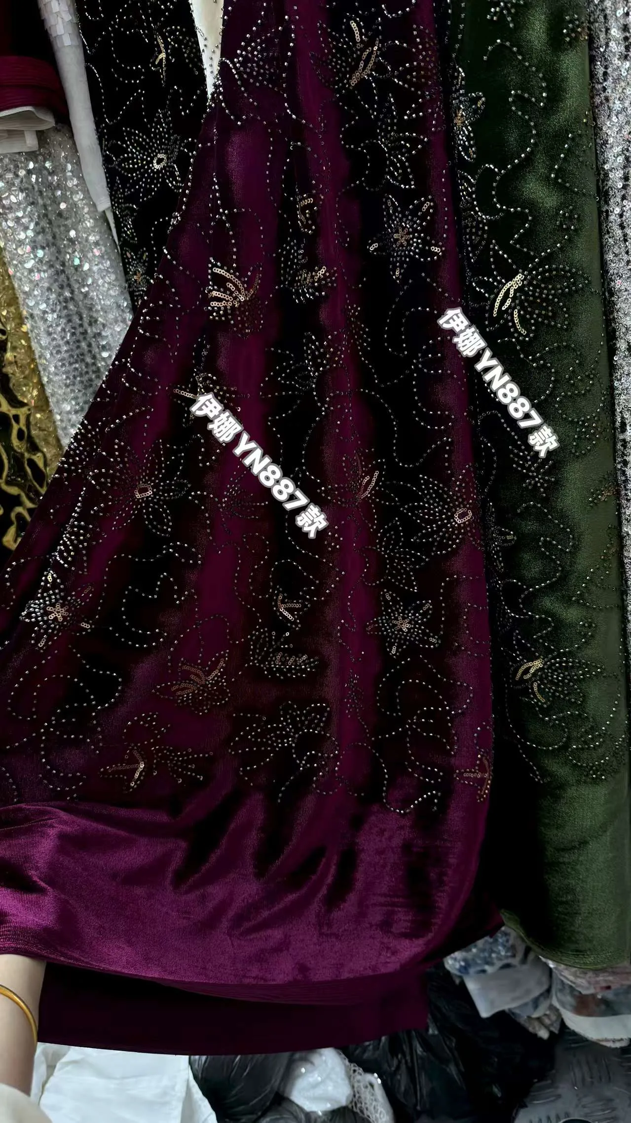 YN873 Rhinestone Embroidered Velvet Fabric — image 4